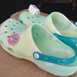 CROCS Margaritaville Jimmy Buffet